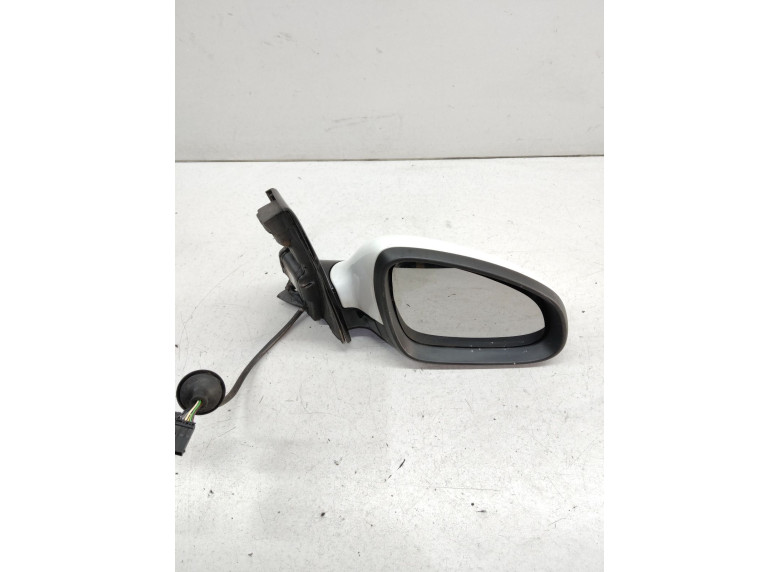 Зеркало наружное правое к Opel Astra, 2012г.