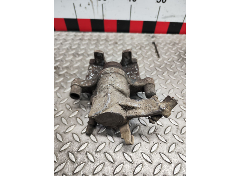 Суппорт задний правый к Opel Vectra, 2004г.