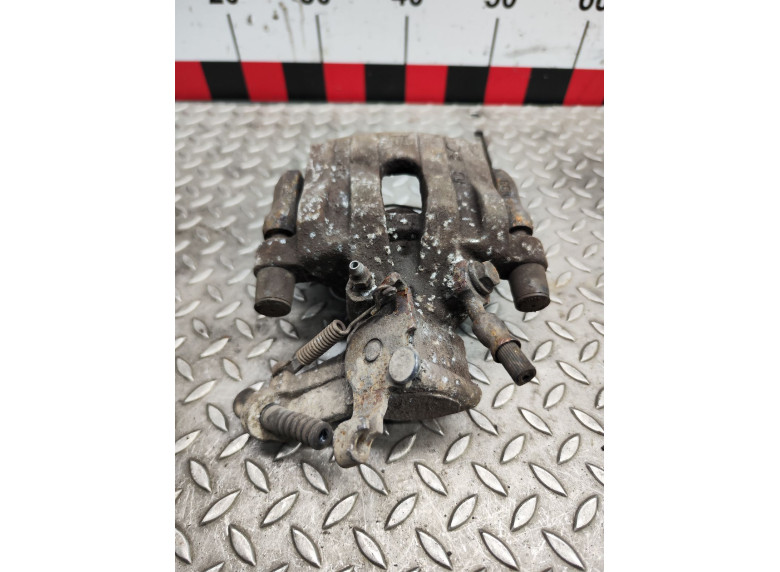 Суппорт задний правый к Opel Vectra, 2004г.