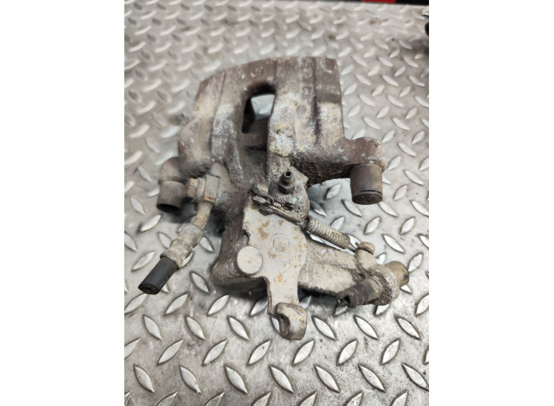 Суппорт задний левый к Opel Vectra, 2004г.