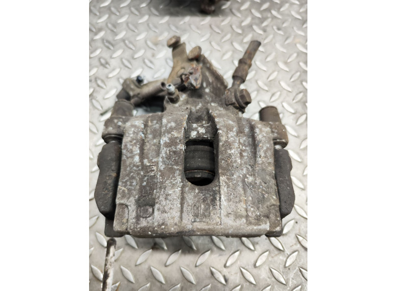 Суппорт задний левый к Opel Vectra, 2004г.