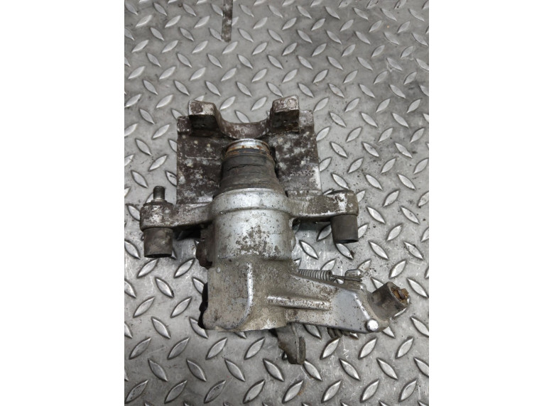 Суппорт задний правый к Opel Vectra, 2004г.