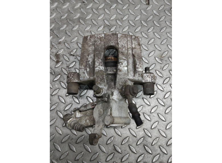 Суппорт задний правый к Opel Vectra, 2004г.