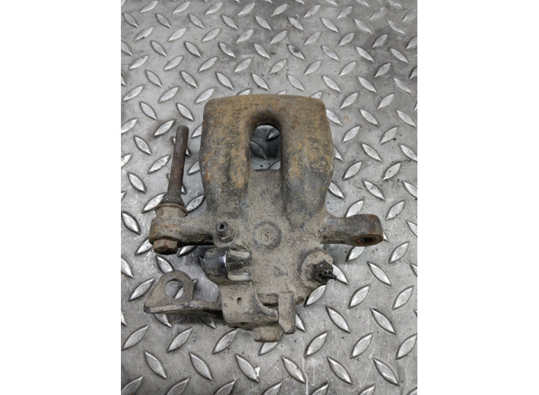 Суппорт задний правый к Renault Kangoo, 2009г.