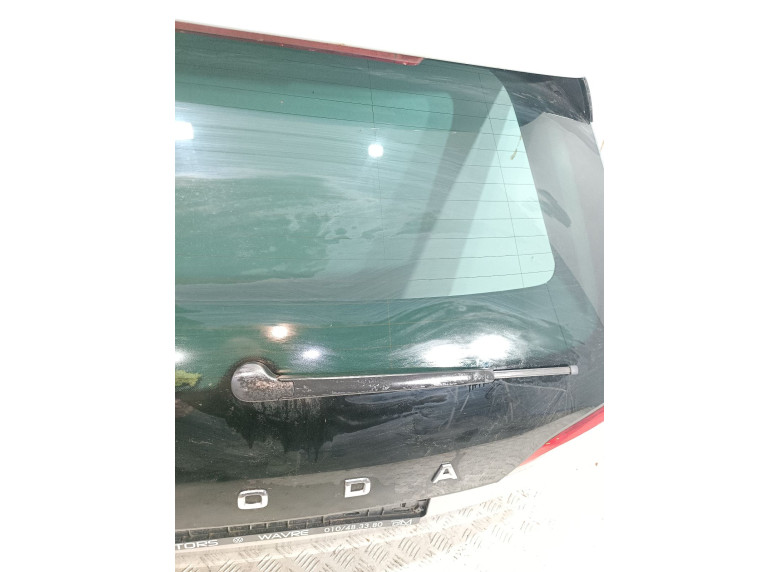 Щеткодержатель задний к Skoda Scala