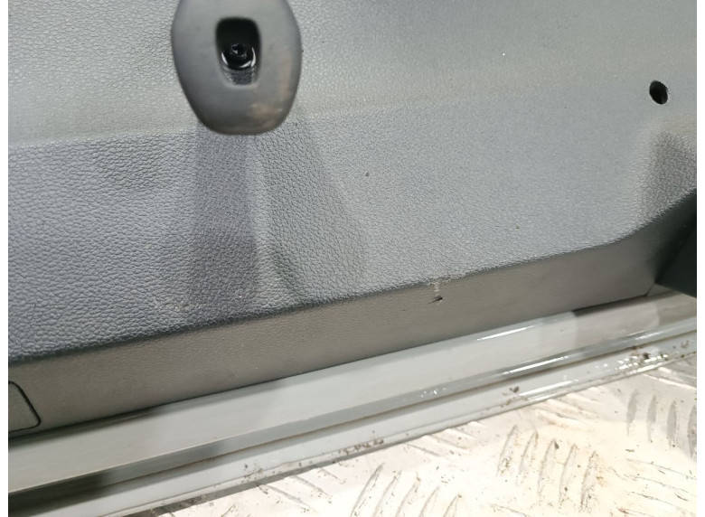 Обшивка крышки багажника к Skoda Scala, 2021г.