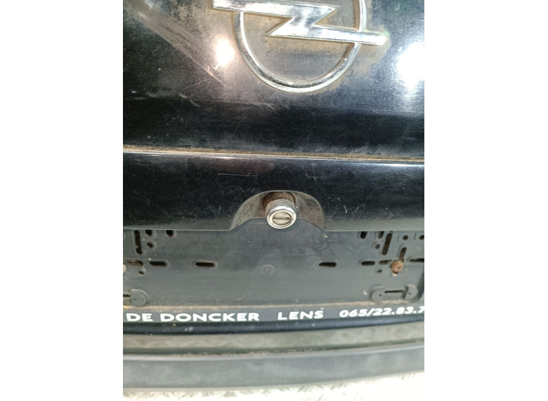 Кнопка открытия багажника к Opel Zafira, 2003г.