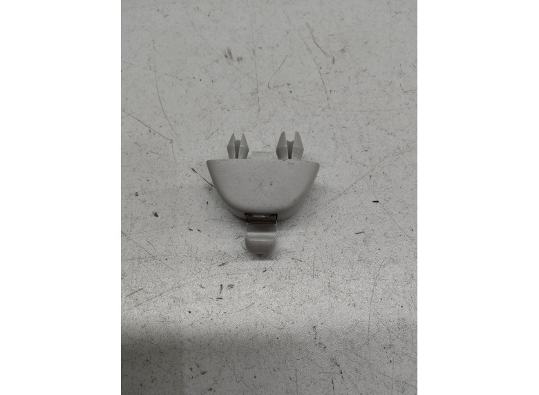 Крепление (крючок) солнцезащитного козырька к Skoda Scala