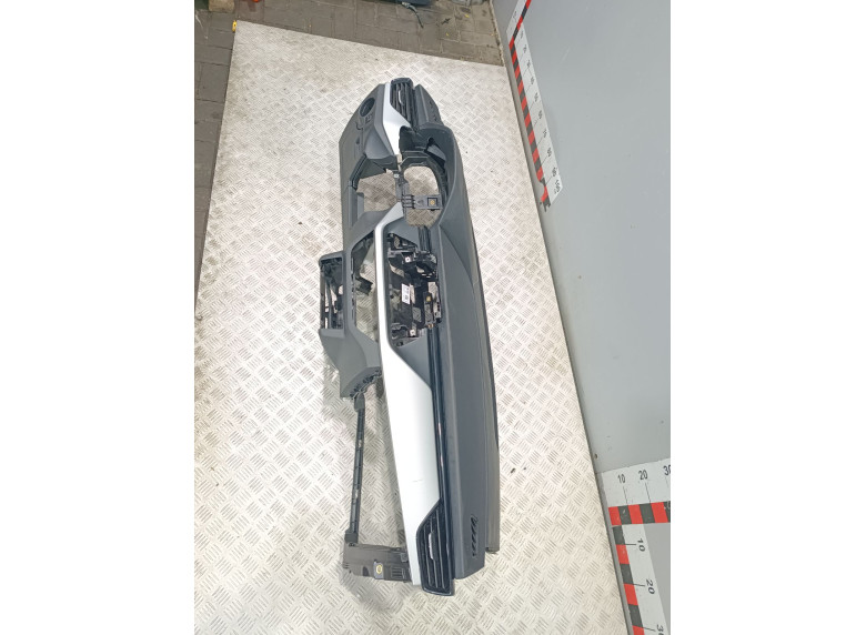 Панель передняя салона (торпедо) к Панель передняя салона (торпедо) к Skoda Scala undefined г. Scala