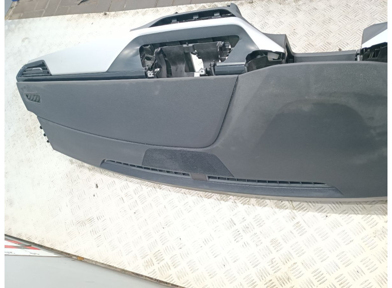 Панель передняя салона (торпедо) к Панель передняя салона (торпедо) к Skoda Scala undefined г. Scala