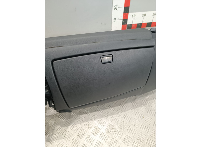 Бардачок к BMW 1 E87/E81/E82/E88, 2005г.
