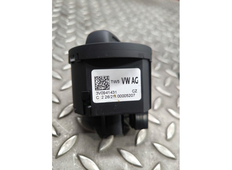 Переключатель света к Переключатель света к Skoda Scala undefined г. Scala