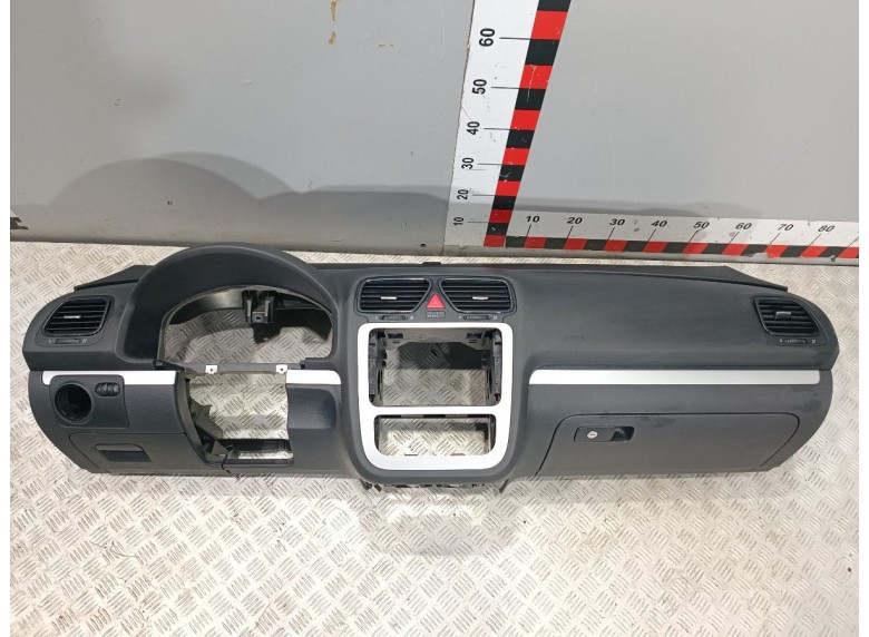 Панель передняя салона (торпедо) к Volkswagen EOS