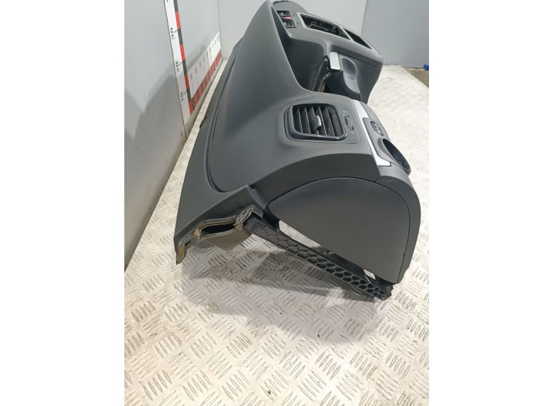 Панель передняя салона (торпедо) к Панель передняя салона (торпедо) к Volkswagen EOS undefined г. EOS