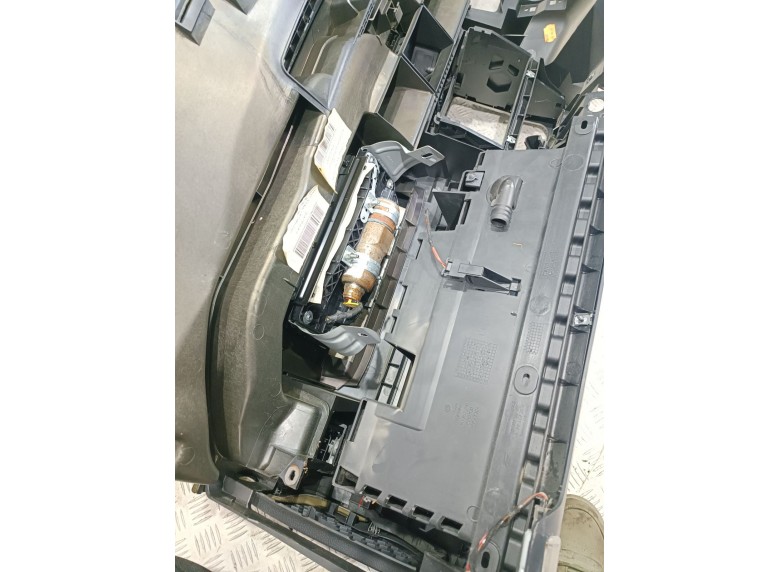 Панель передняя салона (торпедо) к Панель передняя салона (торпедо) к Volkswagen EOS undefined г. EOS