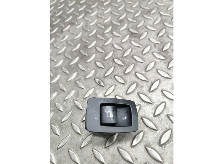 Кнопка стеклоподъемника переднего правого к BMW 1 E87/E81/E82/E88, 2005г.
