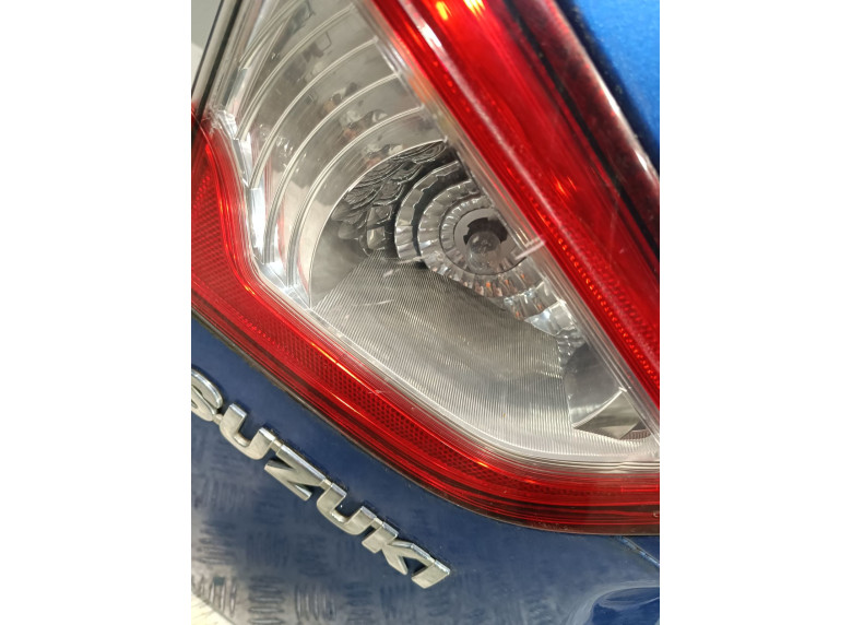 Фонарь крышки багажника левый к Suzuki SX4, 2014г.