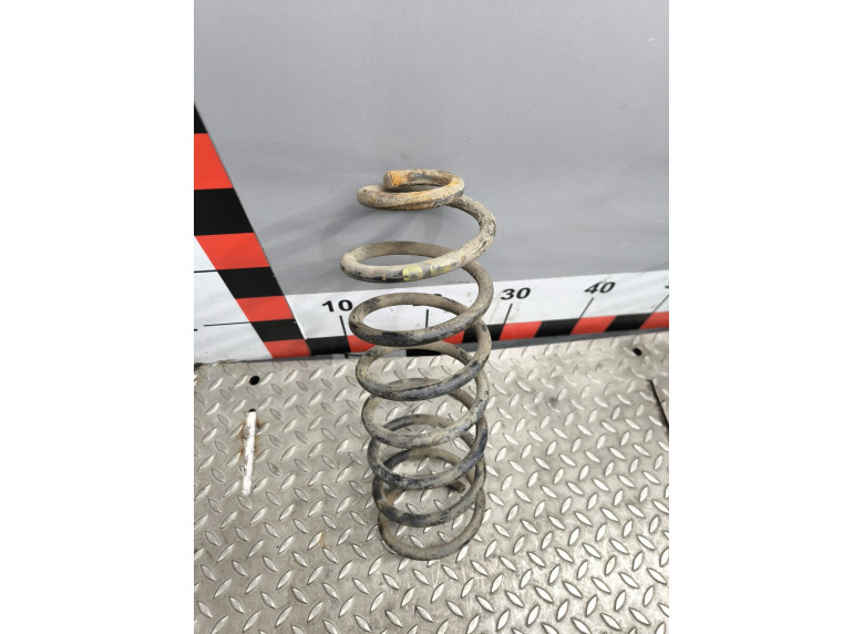 Пружина задняя к Volkswagen Passat, 1994г.