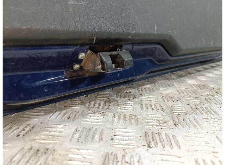 Замок багажника к Opel Combo, 2005г.