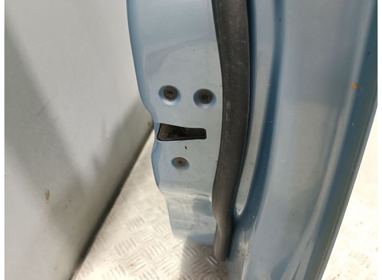 Замок двери передней правой к Ford Focus