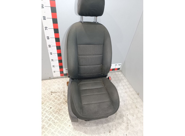 Сиденье переднее правое к Ford Focus