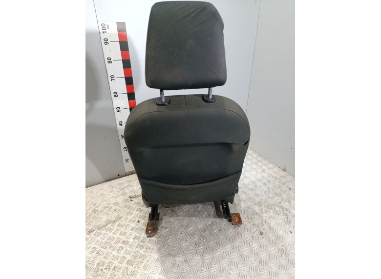 Сиденье переднее правое к Сиденье переднее правое к Ford Focus undefined г. Focus