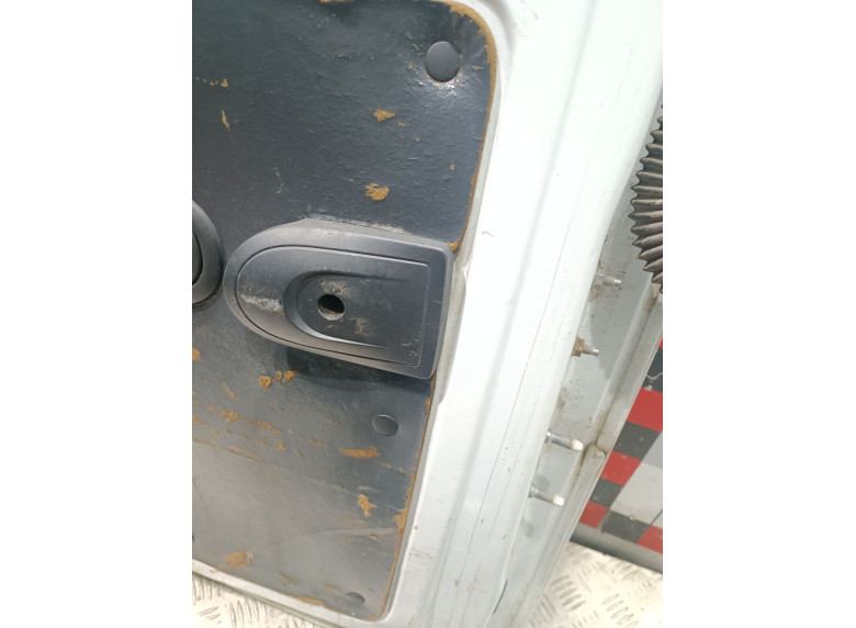 Ограничитель открывания двери задней к Renault Kangoo, 2010г.