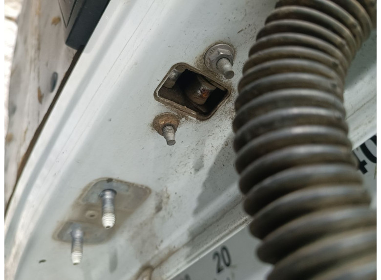 Ограничитель открывания двери задней к Renault Kangoo, 2010г.