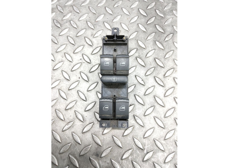 Блок управления стеклоподъемниками к Volkswagen Passat, 1998г.