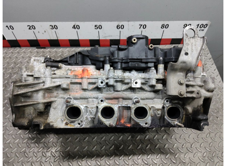 Головка блока цилиндров к Opel Vivaro, 2008г.