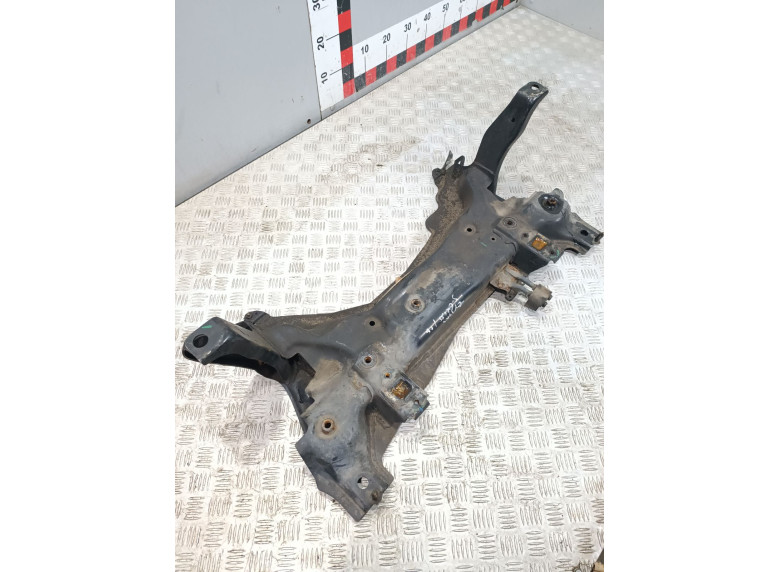 Балка подвески передняя (подрамник) к Suzuki SX4, 2014г.