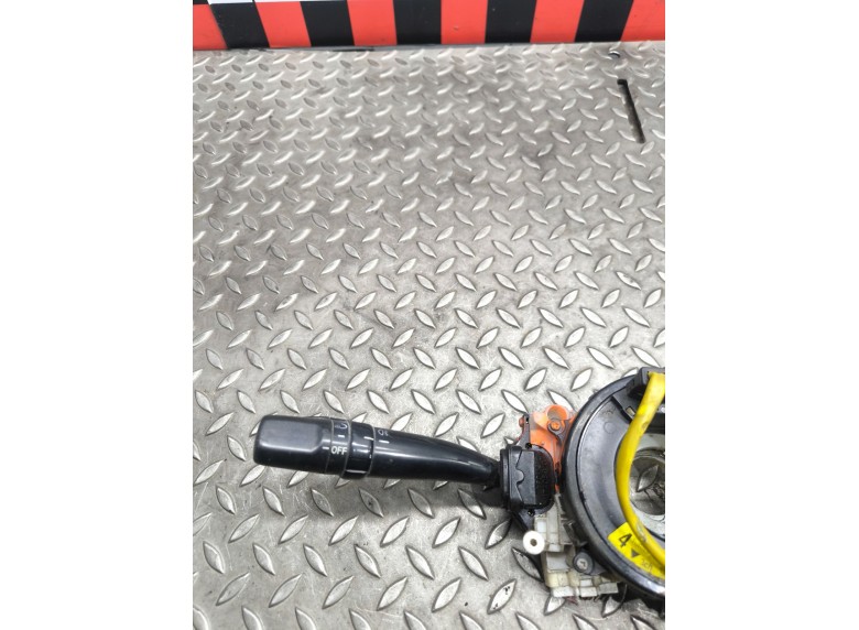 Переключатель подрулевой (стрекоза) к Toyota Avensis