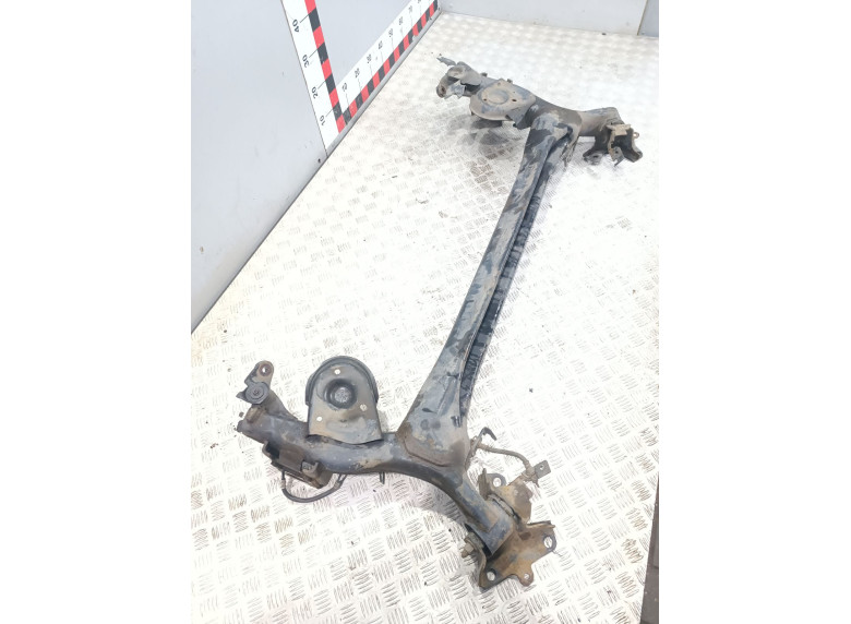Балка подвески задняя к Renault Megane, 2010г.