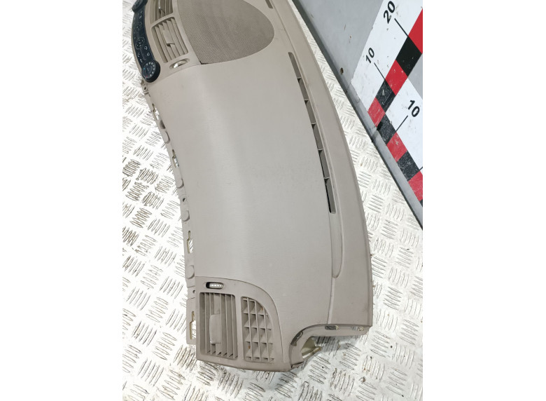 Панель передняя салона (торпедо) к Mercedes E W211, 2004г.