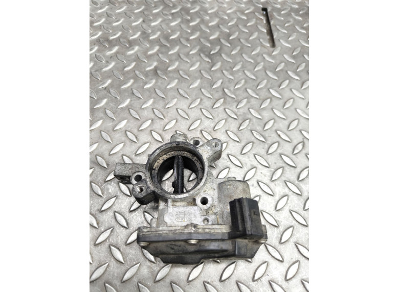 Заслонка дроссельная к Opel Astra, 2010г.