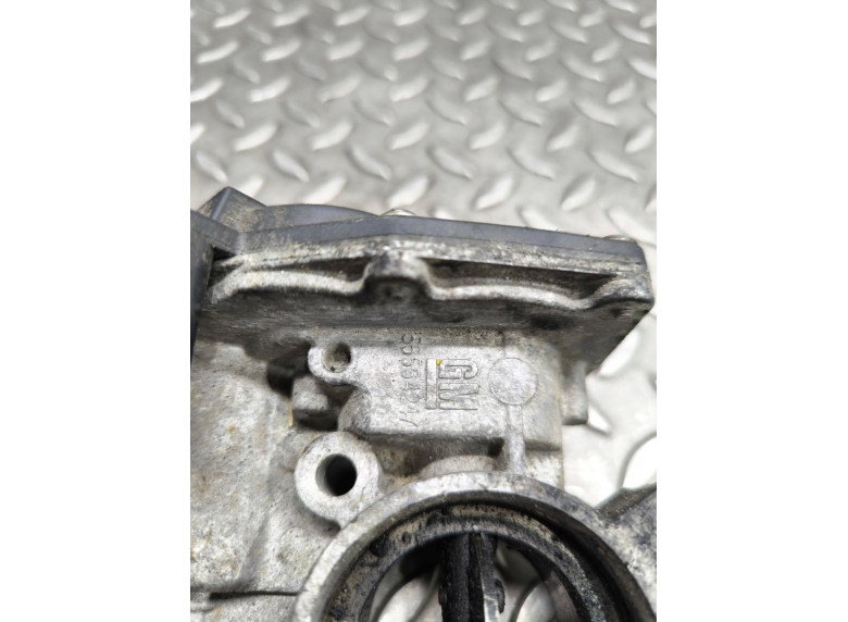 Заслонка дроссельная к Opel Astra, 2010г.