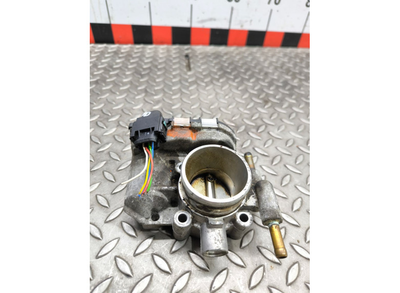 Заслонка дроссельная к Opel Astra, 2006г.