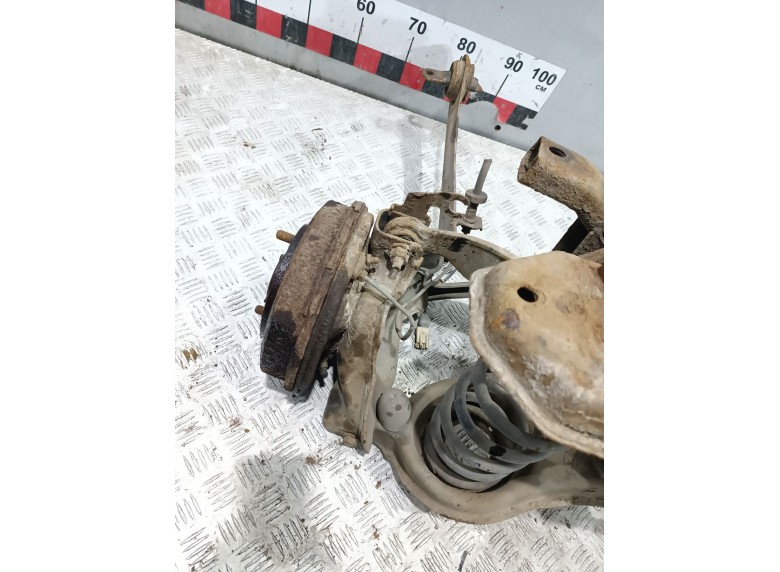 Ступица задняя левая к Ford Focus