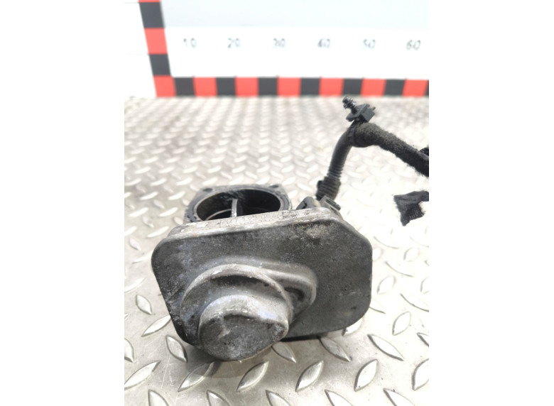 Заслонка дроссельная к Opel Astra, 2010г.