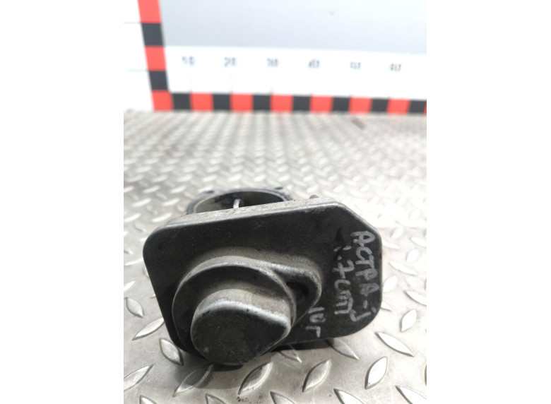 Заслонка дроссельная к Opel Astra, 2010г.