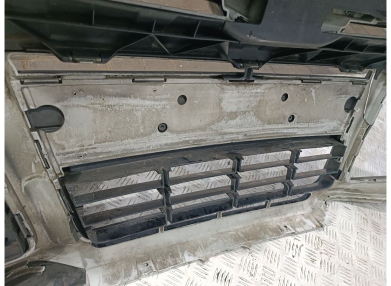 Заглушка (решетка) в бампер передний к Заглушка (решетка) в бампер передний к Ford Focus undefined г. Focus