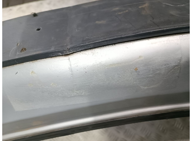 Бампер передний к Mercedes C W203, 2001г.