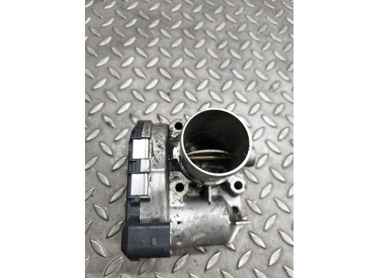 Заслонка дроссельная к Renault Scenic, 2008г.