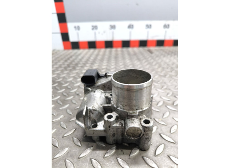 Заслонка дроссельная к Renault Scenic, 2008г.