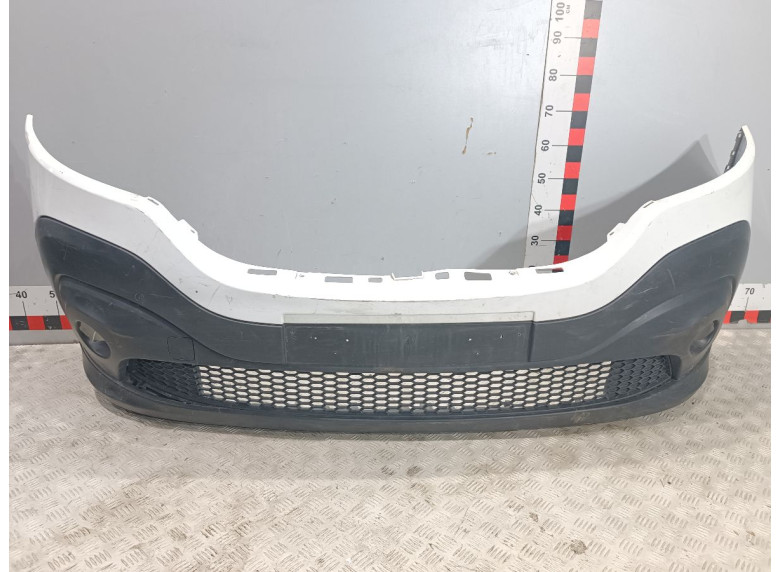 Бампер передний к Renault Trafic, 2018г.