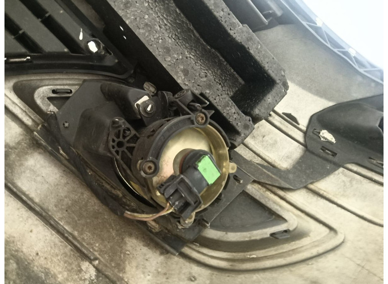 Фара противотуманная левая к Mercedes B W245, 2007г.