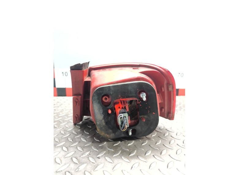 Фонарь задний левый к Volkswagen Passat, 2007г.