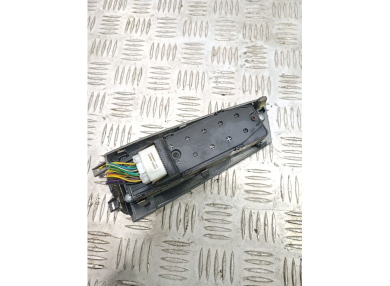 Блок управления стеклоподъемниками к Блок управления стеклоподъемниками к Toyota Corolla undefined г. Corolla