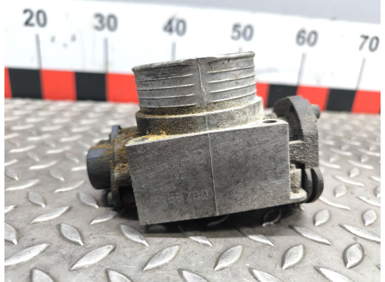 Заслонка дроссельная к Volvo S40, 2000г.