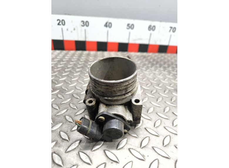 Заслонка дроссельная к Volvo V40, 2001г.